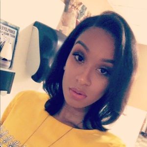 Meet your Posher, Sharaea